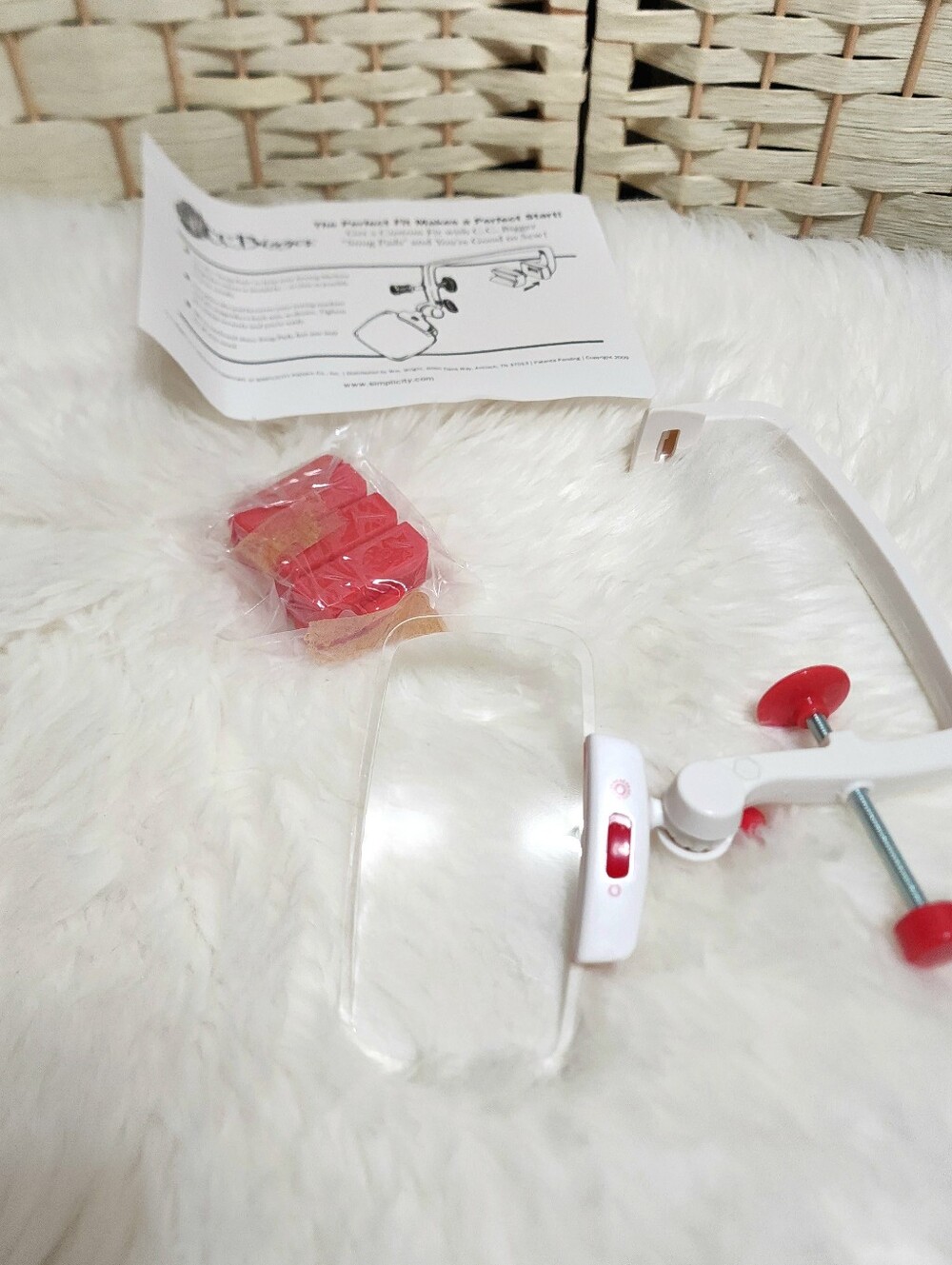 NIB Simplicity Sewing Machine Magnifier Universal - Picture 4 of 5